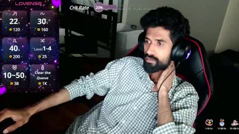 Snapshot of xwuvzyew chatting on 12/25/24, 03:50 x online show from 12/25/24, 03:50