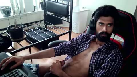 Snapshot of xwuvzyew chatting on 12/27/24, 06:42 x online show from 12/27/24, 06:42