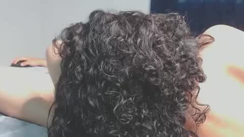 Gabriela and Camila online show from 02/21/25, 04:16