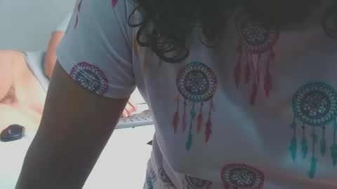 Gabriela and Camila online show from 02/23/25, 03:40