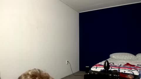 Snapshot of xx19hornyxx chatting on 01/26/25, 06:07 max online show from 01/26/25, 06:07