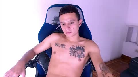 Snapshot of xx_kike_xx chatting on 12/15/25, 12:42 K I K E online show from 12/15/25, 12:42