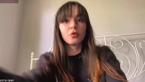 Lily online show from 05/19/26, 11:38