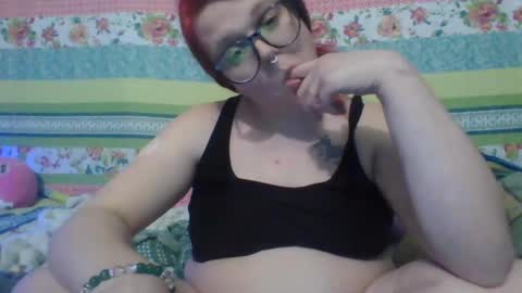 Snapshot of xxangel941898 chatting on 02/24/25, 02:19 xxangel941898 online show from 02/24/25, 02:19