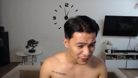 Snapshot of xxasianexploderxx chatting on 01/08/25, 08:29 Sam online show from 01/08/25, 08:29