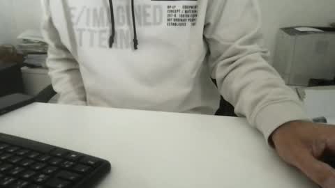 Snapshot of xxberlin_1976xx chatting on 10/01/25, 08:09 Sally Alex online show from 10/01/25, 08:09