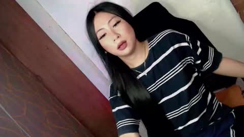 Snapshot of xxexpensive_candy chatting on 11/07/25, 01:16 Janae online show from 11/07/25, 01:16