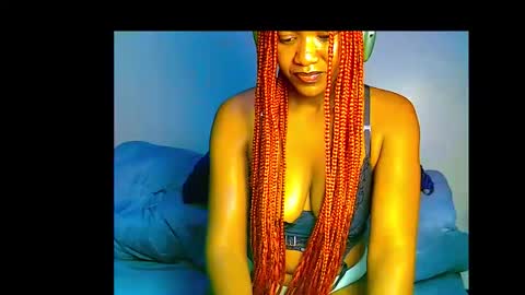 Snapshot of xxfleurlove chatting on 12/04/25, 04:55 xxfleurlove online show from 12/04/25, 04:55