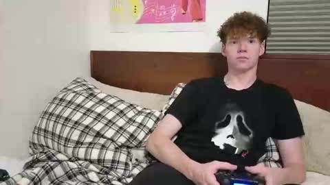 Snapshot of xxginger_ chatting on 12/14/25, 02:06 XxGinger online show from 12/14/25, 02:06