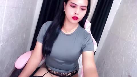 divine online show from 10/04/25, 11:14