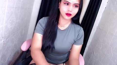 divine online show from 10/12/25, 07:57