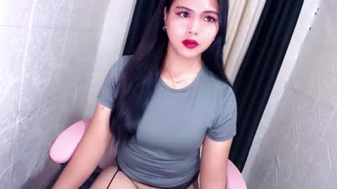 divine online show from 10/14/25, 11:27