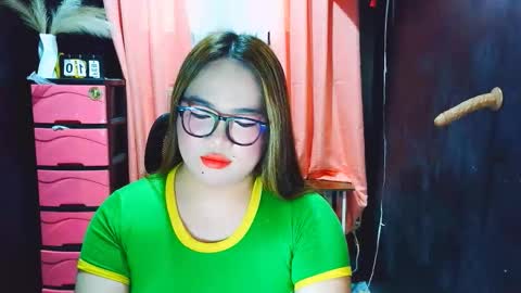 Snapshot of xxirene chatting on 02/13/26, 04:19 xxirene online show from 02/13/26, 04:19