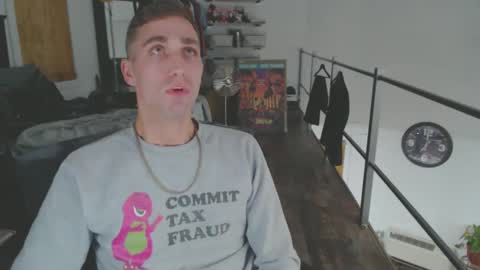 Snapshot of xxivantheterriblexx chatting on 12/10/24, 04:02 Ivan online show from 12/10/24, 04:02