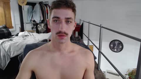 Snapshot of xxivantheterriblexx chatting on 01/02/25, 06:18 Ivan online show from 01/02/25, 06:18