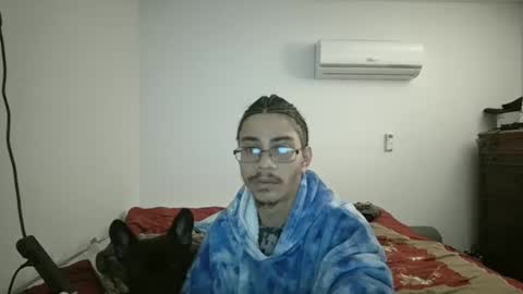 Snapshot of xxjasoneecxx chatting on 01/13/25, 02:39 XxJasoneecxX online show from 01/13/25, 02:39