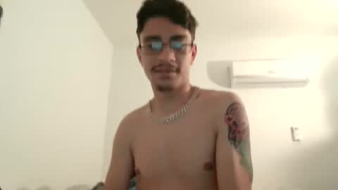 Snapshot of xxjasoneecxx chatting on 02/02/25, 01:08 XxJasoneecxX online show from 02/02/25, 01:08
