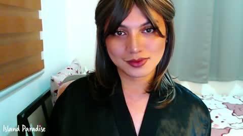 Snapshot of xxjulielovesyouxx chatting on 06/21/26, 04:20 July online show from 06/21/26, 04:20