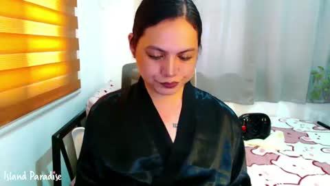 Snapshot of xxjulielovesyouxx chatting on 07/15/26, 03:01 July online show from 07/15/26, 03:01