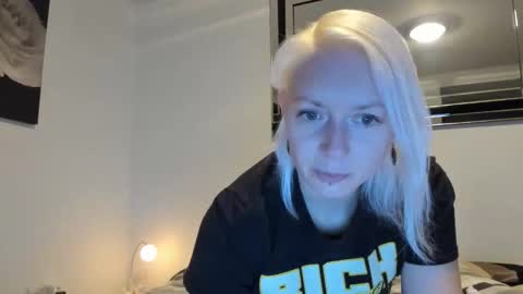 Snapshot of xxkimber_bentonxx chatting on 09/24/25, 07:39 Next online Monday to Friday 10am till 2pm UK time online show from 09/24/25, 07:39