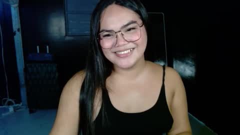 Snapshot of xxkylie_smithxx chatting on 10/12/25, 05:56 Kylie Smith online show from 10/12/25, 05:56