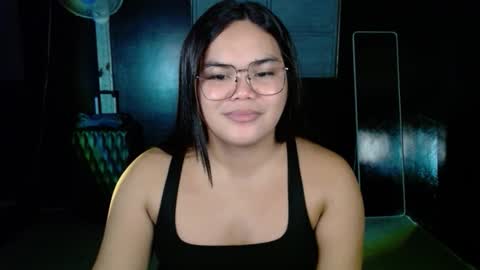 Snapshot of xxkylie_smithxx chatting on 10/26/25, 08:37 Kylie Smith online show from 10/26/25, 08:37