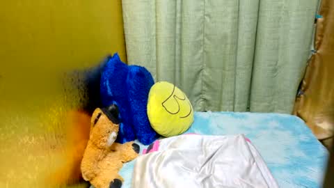 Snapshot of xxloveheart chatting on 07/11/26, 12:02 xxloveheart online show from 07/11/26, 12:02