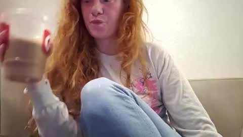Snapshot of xxmariebliss chatting on 04/27/26, 12:25 xxmariebliss online show from 04/27/26, 12:25