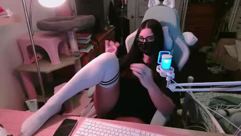 coco online show from 11/15/25, 04:43