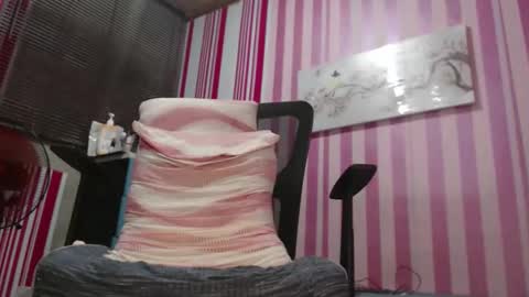 Snapshot of xxrowenatastycockforyouxx chatting on 10/03/25, 02:52 xxrowenatastycockforyouxx online show from 10/03/25, 02:52