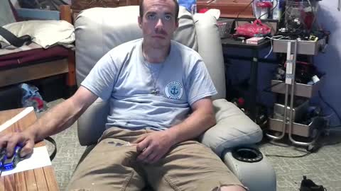 Snapshot of xxscubastevexxx chatting on 10/13/25, 09:15 xxScubaStevexx online show from 10/13/25, 09:15