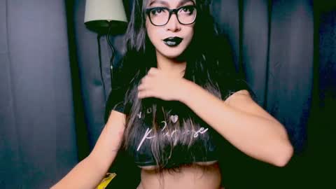 Lara online show from 12/03/24, 07:55
