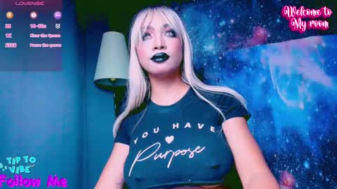 Lara online show from 03/10/25, 11:38