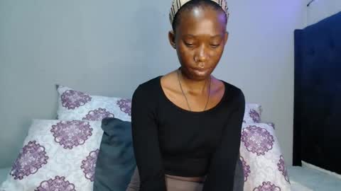 Snapshot of xxsexytalia28 chatting on 10/29/25, 09:27 xxsexytalia28 online show from 10/29/25, 09:27