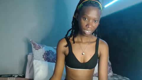Snapshot of xxsexytalia28 chatting on 02/21/26, 09:21 xxsexytalia28 online show from 02/21/26, 09:21