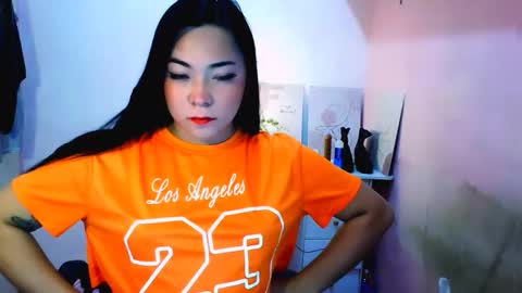 Snapshot of xxslutty_kim chatting on 11/08/25, 06:02 xxslutty kim online show from 11/08/25, 06:02