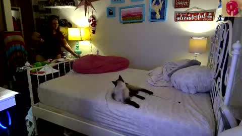 Snapshot of xxstrawberryjanexx chatting on 11/23/25, 07:19 Strawberry Jane online show from 11/23/25, 07:19