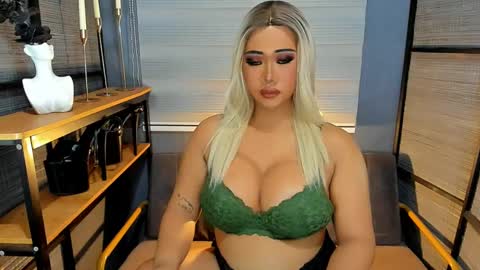 xxtastefullayeshaxx online show from 02/19/25, 09:06