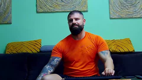 Snapshot of xxtreamleonard chatting on 11/26/25, 10:05 Xtream Leonard online show from 11/26/25, 10:05