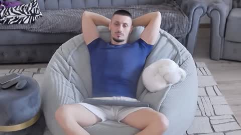 xxx_alejandro online show from 11/03/25, 12:28