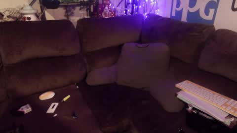 CaliRaeMaxXx online show from 02/04/25, 06:46