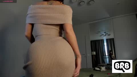 Snapshot of xxx_leila chatting on 12/08/24, 09:35 xxx_leila online show from 12/08/24, 09:35