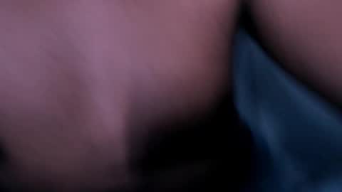 Snapshot of xxxanonymousloverxxx chatting on 10/05/25, 10:40 Chiara online show from 10/05/25, 10:40