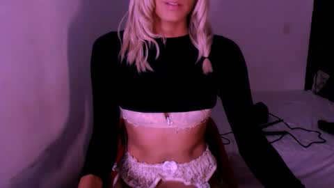 Snapshot of xxxanonymousloverxxx chatting on 02/03/26, 06:22 Chiara online show from 02/03/26, 06:22