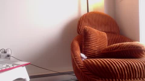 Lola online show from 03/06/25, 02:51