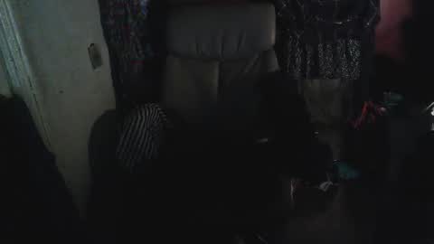 Snapshot of xxxboytoy_ chatting on 11/26/25, 12:33 Sean online show from 11/26/25, 12:33