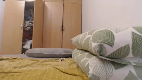 Snapshot of xxxbustybabe27x chatting on 02/22/25, 11:57 Ayanda online show from 02/22/25, 11:57