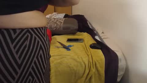 Snapshot of xxxbustybabe27x chatting on 11/05/25, 07:03 Ayanda online show from 11/05/25, 07:03