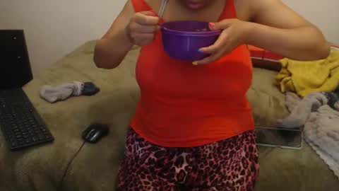 Ayanda online show from 03/27/26, 12:16