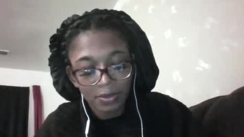 Danielle online show from 12/23/25, 02:09